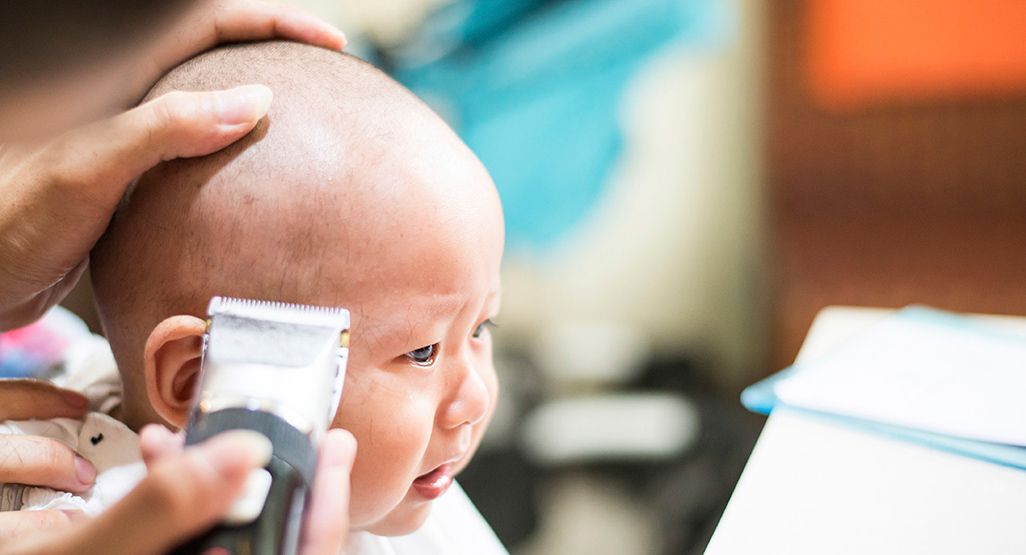 Tông đơ cắt tóc cho bé mua loại nào