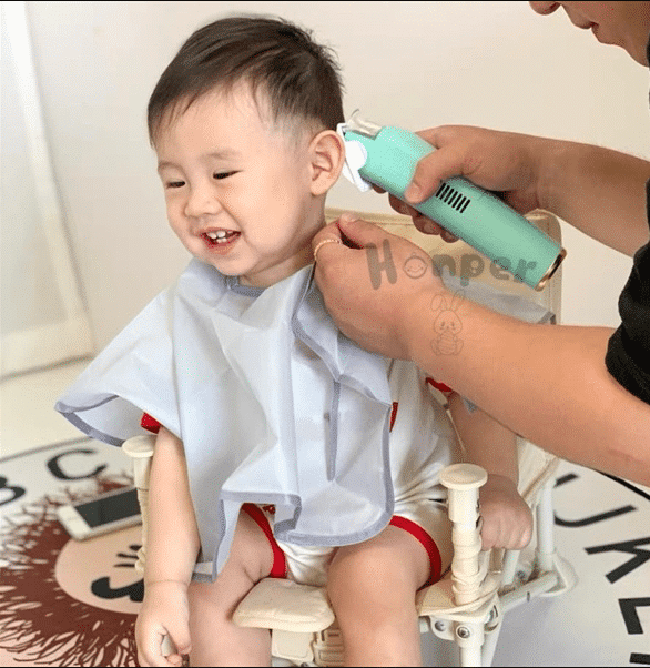 Có nên mua tông đơ cắt tóc cho bé sạc pin 1 - co nen mua tong do vcat toc sac pin cho be