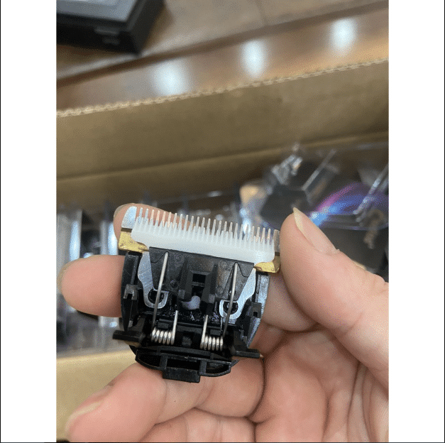 Mua lưỡi tông đơ Codos T9 chính hãng ở đâu? 5 - luoi tong do codos T9